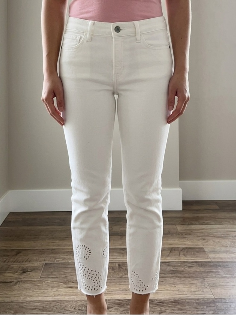 Abercrombie Harper Low Rise White Cotton Stretch Eyelet Ankle Jeans Size 28 EUC
